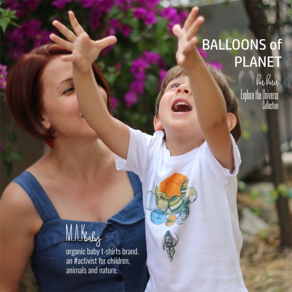 M.A.Kbaby Explore The Universe 'BALLOONS of PLANET' Organik Unisex Çocuk T-shirt'ü